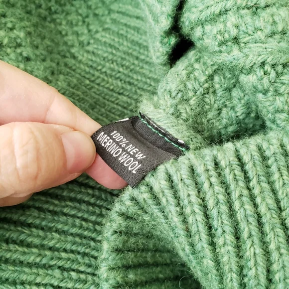 Original Aran Co. Green Merino Wool Sweater - Picture 11 of 14